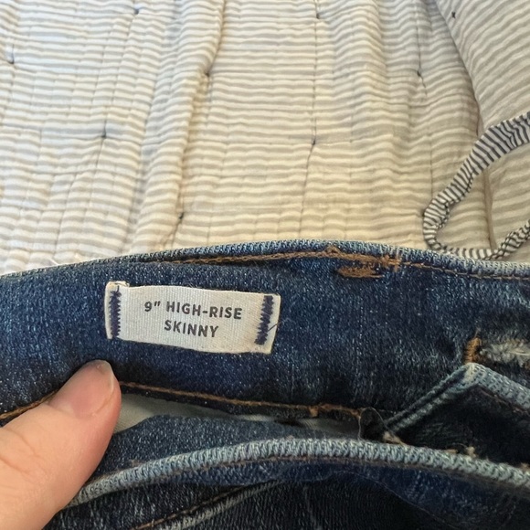 Madewell 9" High-Rise Skinny Jeans PETITE 26 / YORK WASH - Picture 3 of 3